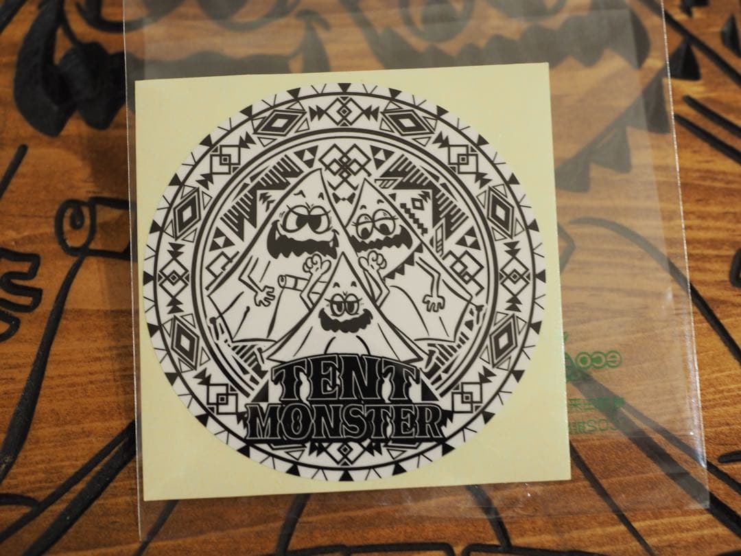 TENT MONSTER GGCrew コラボテーブル