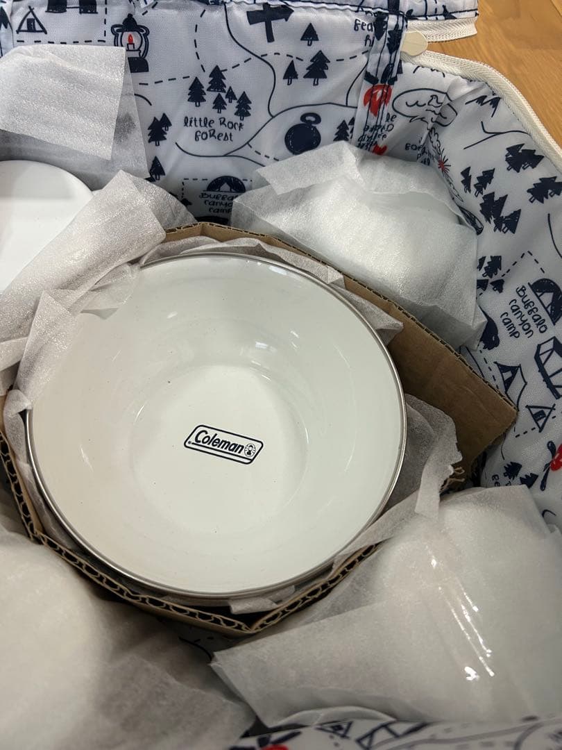 新品 コールマン エナメルディッシュウェアセット 食器セット キャンプ