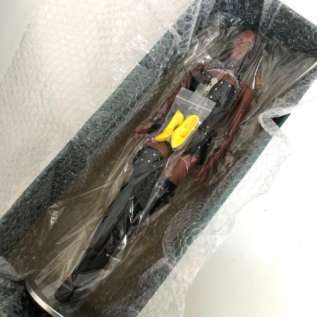 f901-27 パンクファッションフィギュア　ドール ロック　約43cm