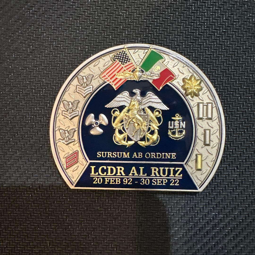 USS Abraham Lincoln 記念 LCDR AL RUIZ