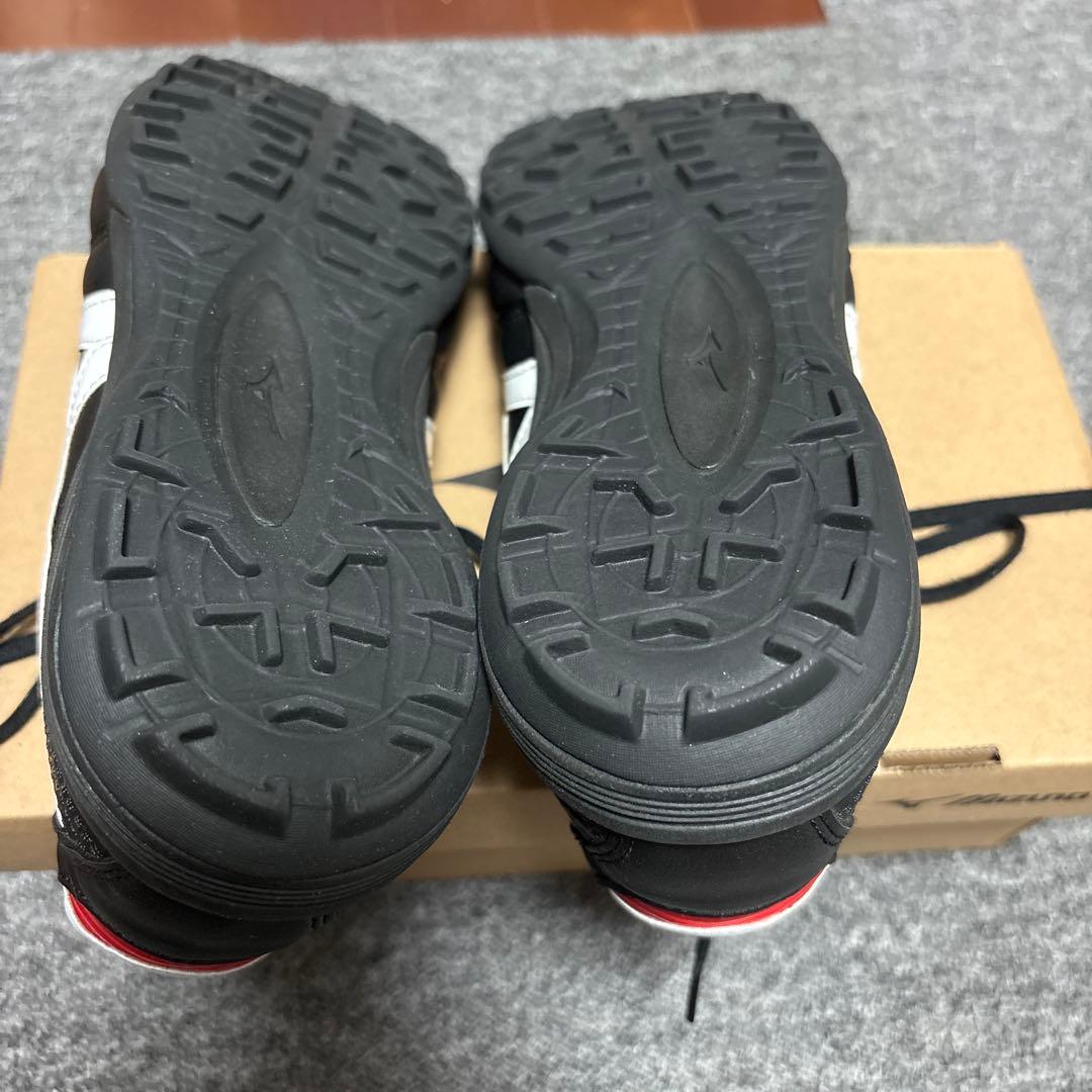 美品　モレリアtf 24.5