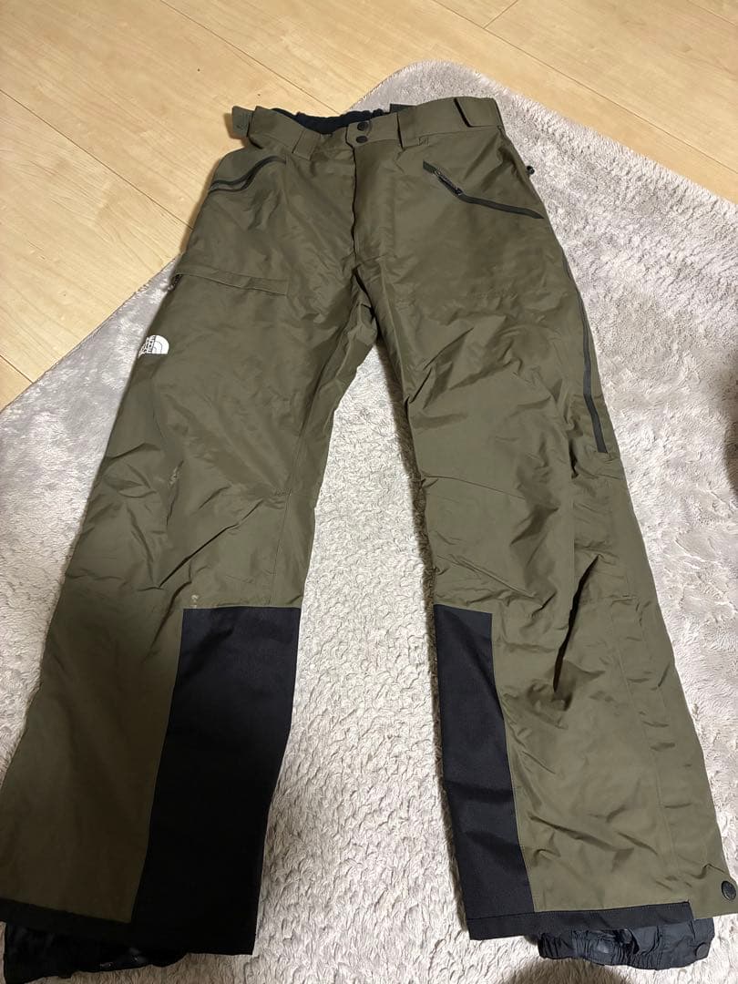 ザノースフェイス　スノーボードウェア　セットアップ