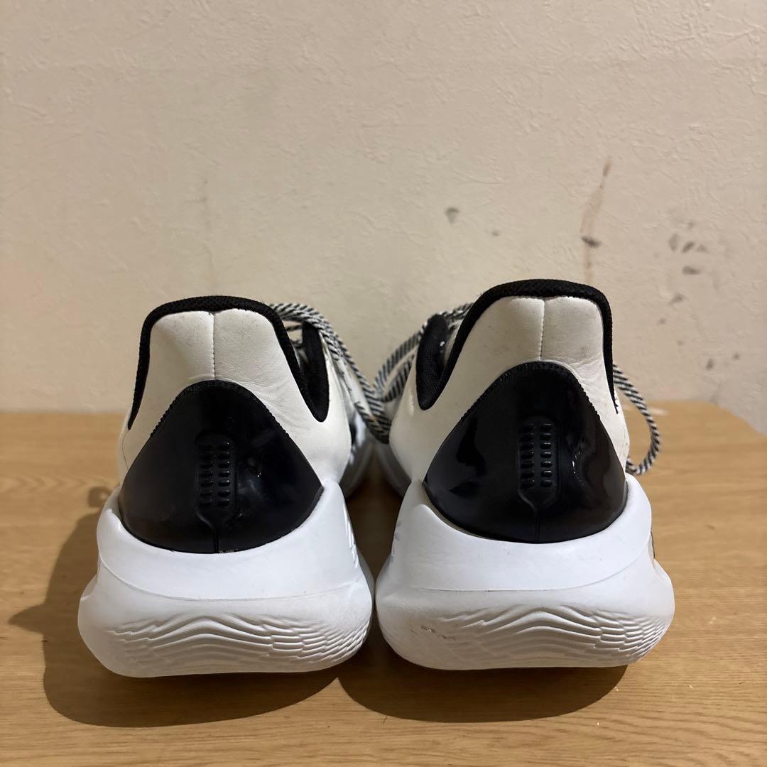 アンダーアーマーバスケットボールシューズCurry 11 WIND