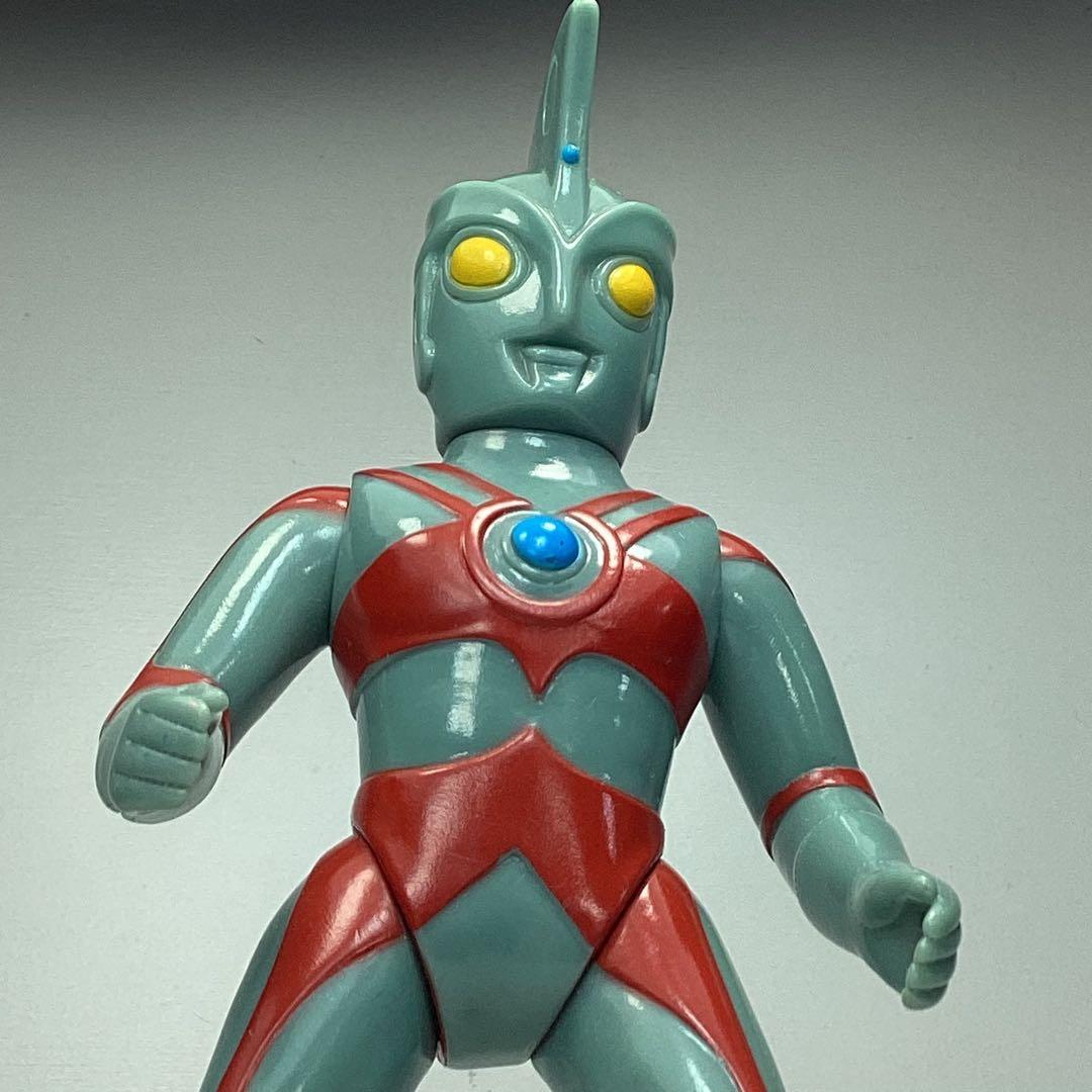 ブルマァク復刻 ウルトラマンエース レトロカラー ソフビ