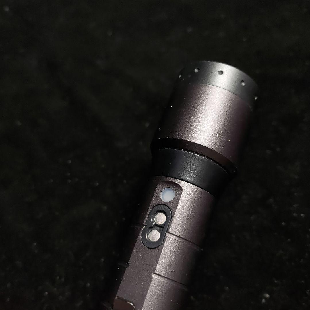 LED LENSER P7R Signature 懐中電灯