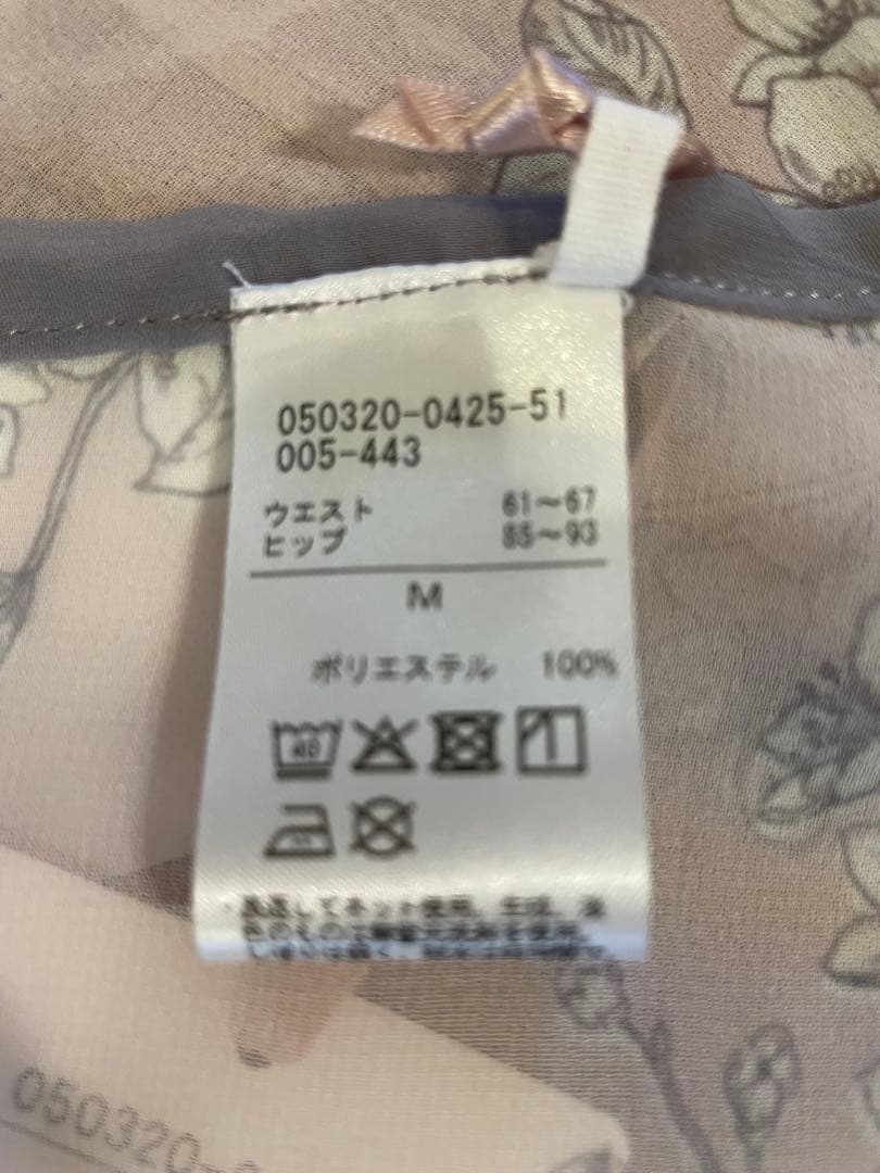 チャコット　バレエ巻スカート 薄いピンクの花柄　Mサイズ