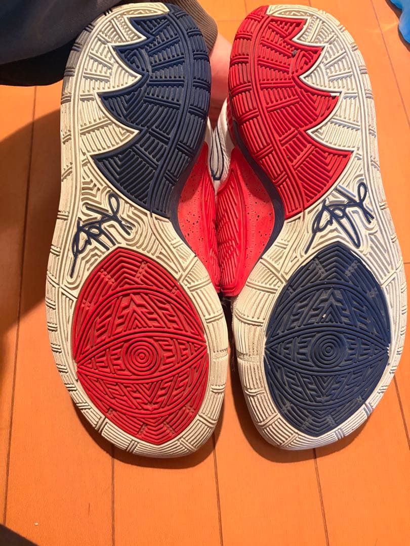 Nike バスケットボールシューズ カイリー6 usa