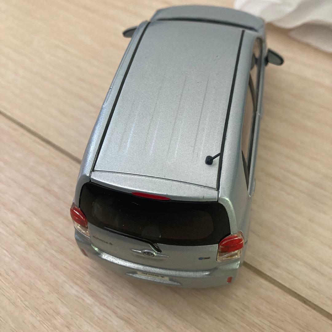 TOYOTA スペードトヨタカラーサンプル