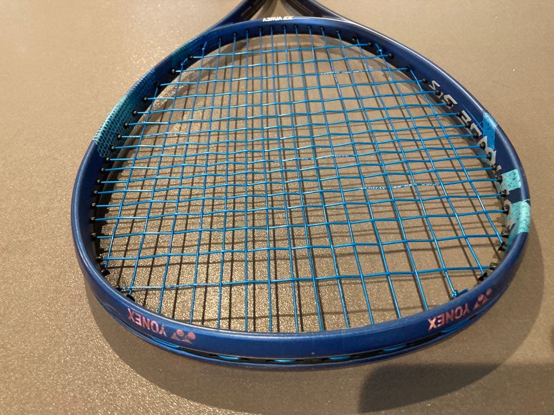 店頭試打ラケット　YONEX ボルトレイジ5VS 希少な　UXL0 ケース付き