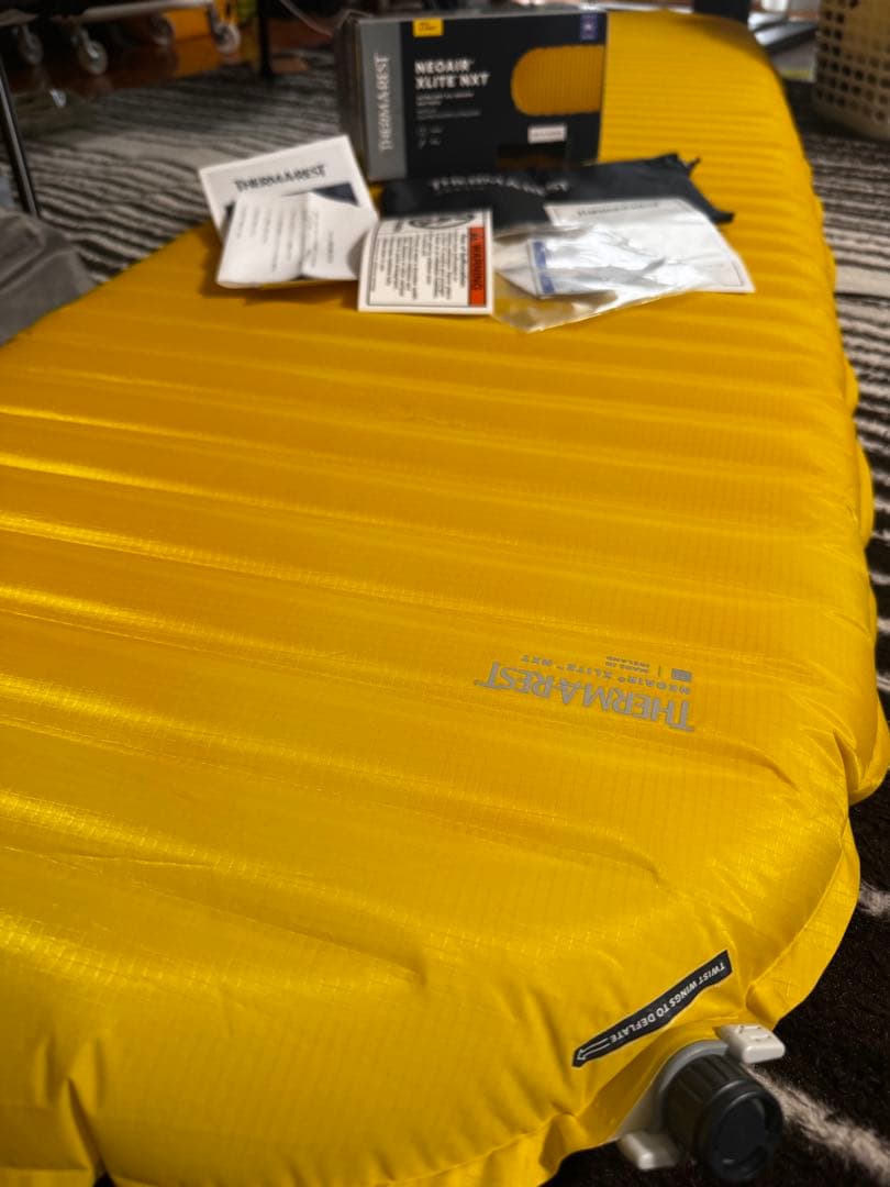 THERMAREST スリーピングマット　NEOAIR XLITE NXT