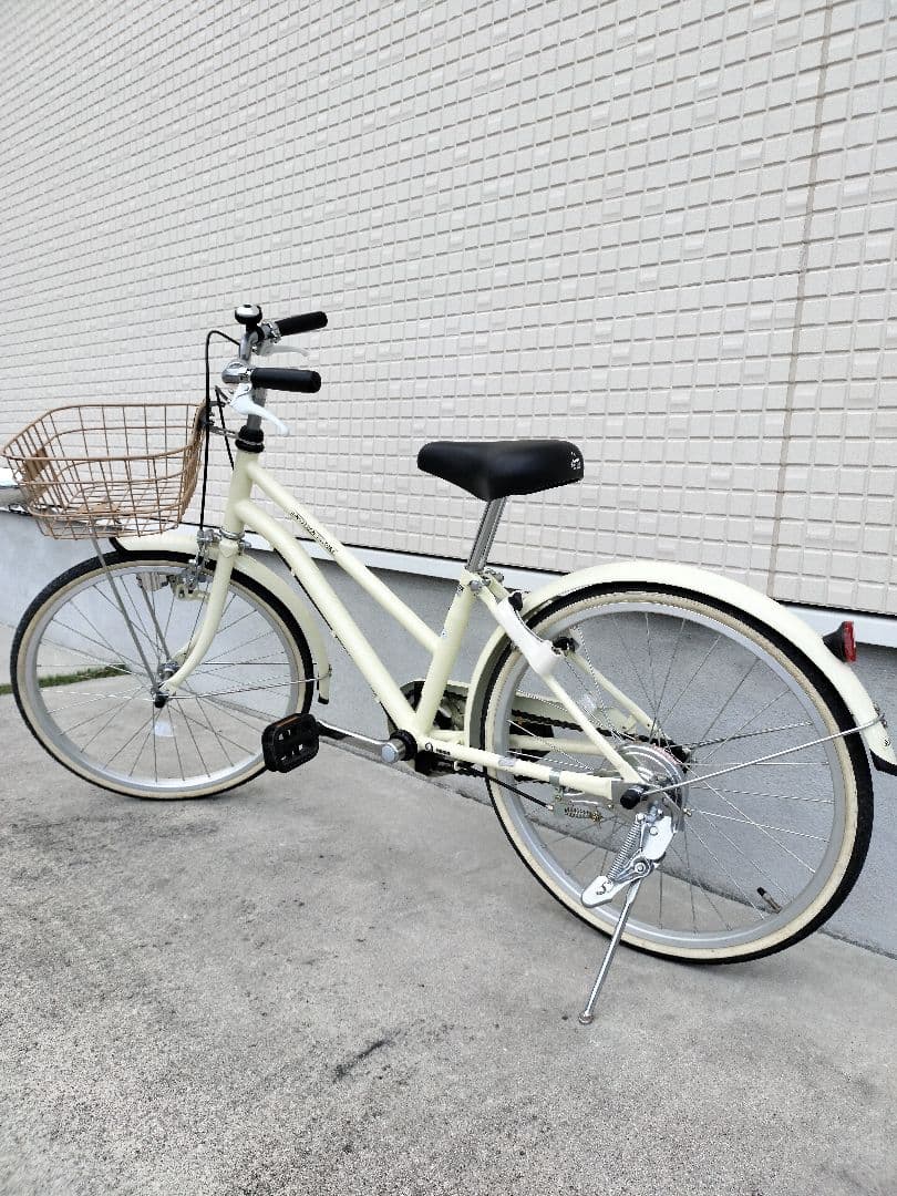 【直接受渡し限定・佐賀県】子供用自転車 20インチ　クリーム色　白色