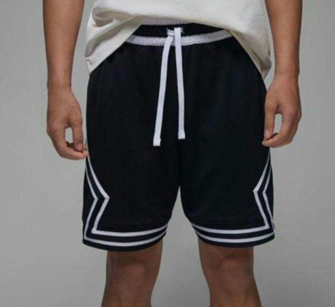 新品/未使用/正規品【NIKEジョーダン ショートパンツ　バスケットパンツ】S
