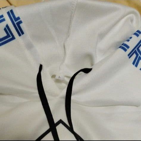 日本ハムファイターズ Lサイズ 長袖 パーカー フーディ 男女兼用 秋服 冬服