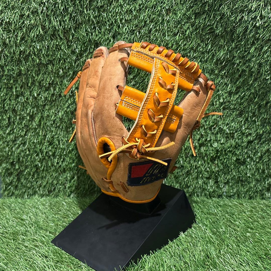 野球グラブ　グローブ　一般硬式大人用　内野手用　ミズノワールドウィントレーニング