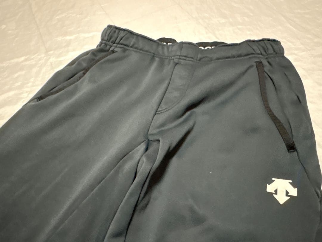 デサント　Move Sport フード付きジャージ 上下セット　ブラック　M