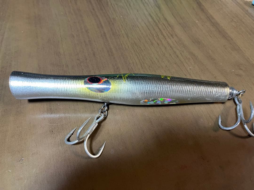 貝田ルアー　トランペット200 中古美品　マグロ　はヒラマサ　キャスティング