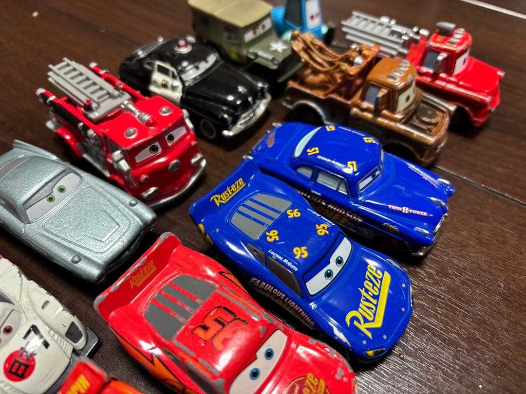 カーズ　トミカ　セット売り