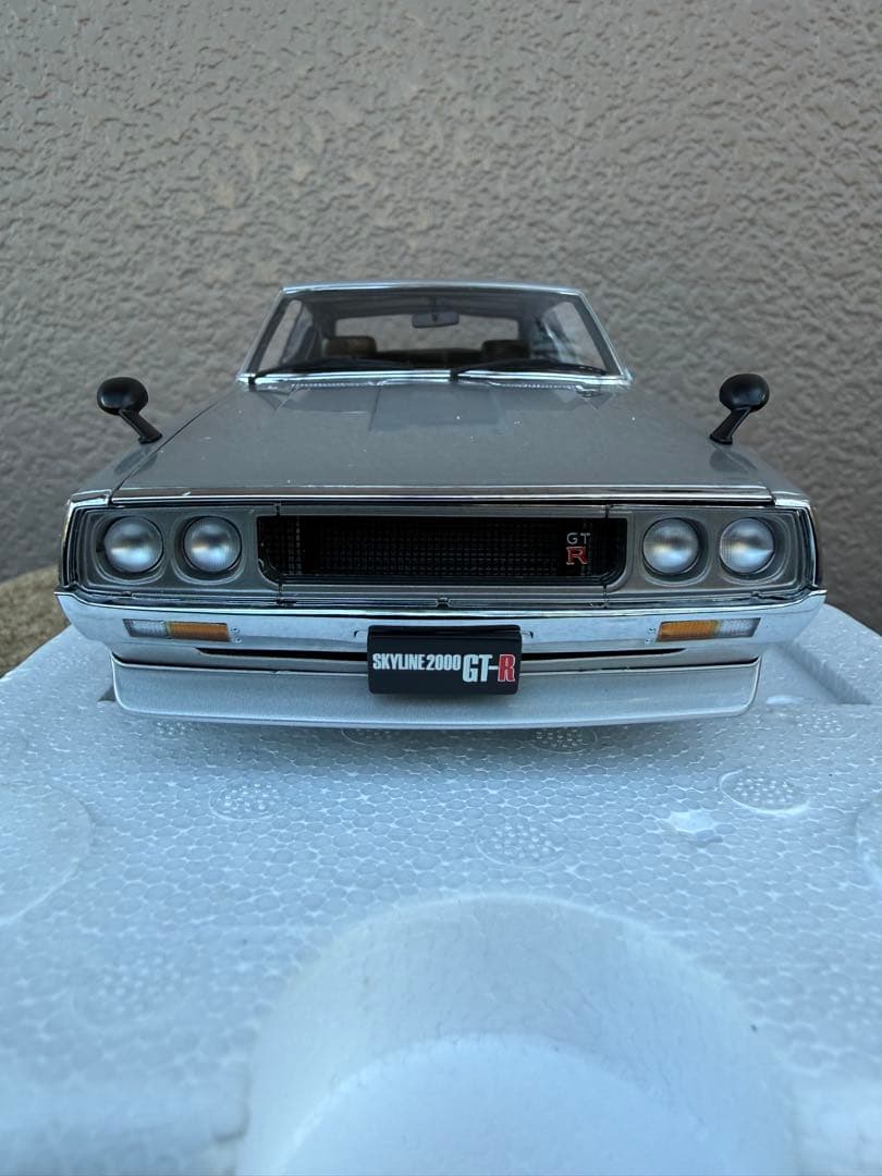 京商NISSAN SKAYINE 2000GT-R(KPGC-110)シルバー