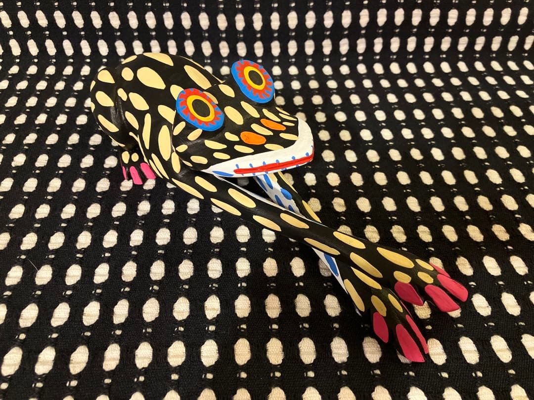メキシコ オアハカ ウッドカービング カエル コヨーテ アルマンド・ヒメネス