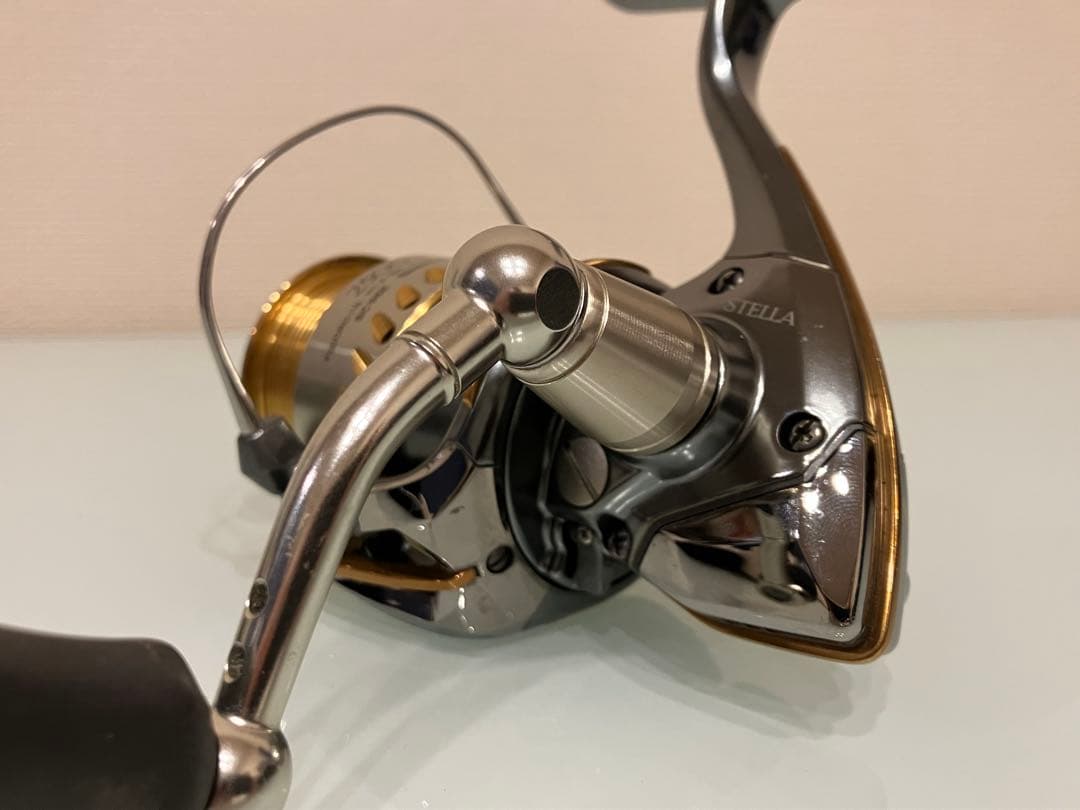 美品　シマノ　ステラ　2500S スピニングリール　機関良好