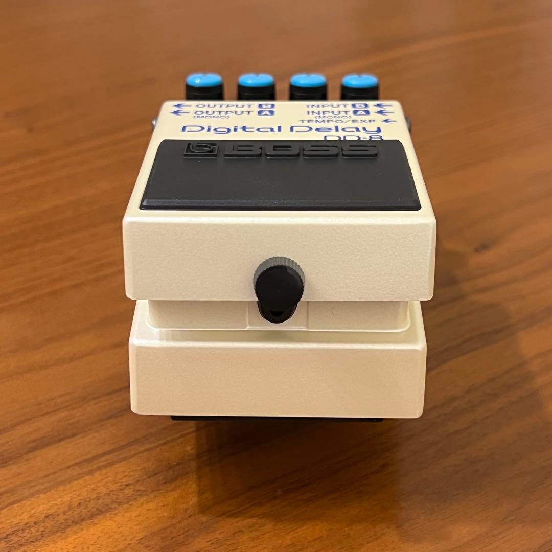 ギター BOSS DD-8