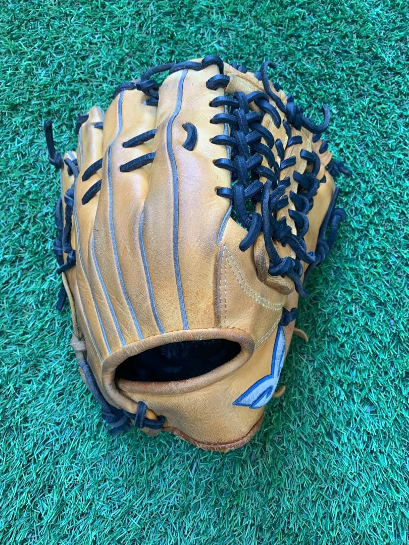 グロム　軟式ジュニア外野手用グラブ