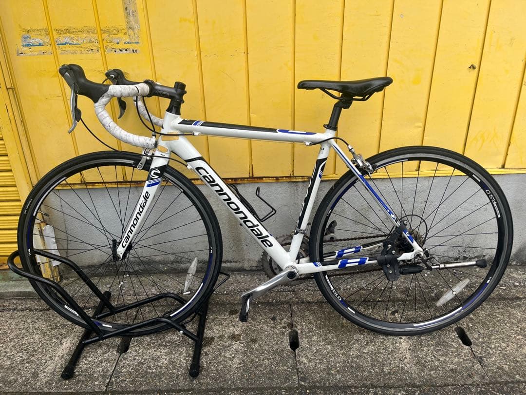 【雪ぎつね】CANNONDALE CAAD8 ロードバイク ホワイト