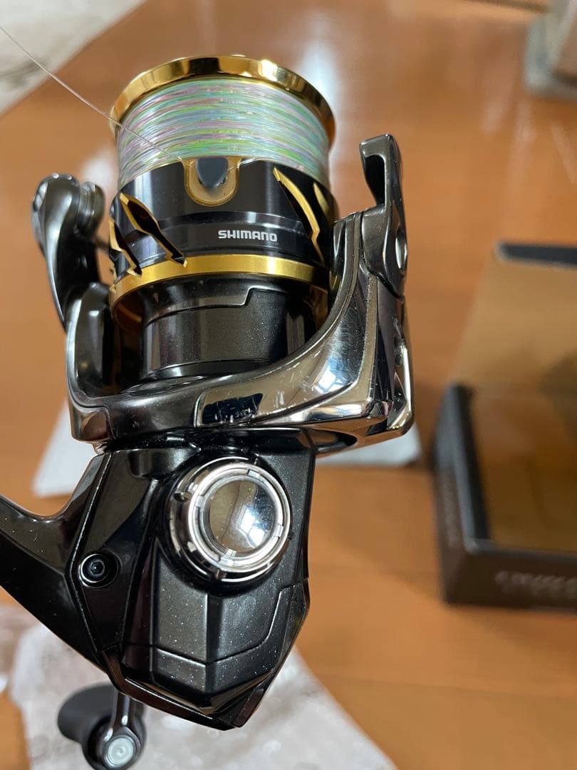 TWIN POWER C2000SHG スピニングリール　2020年