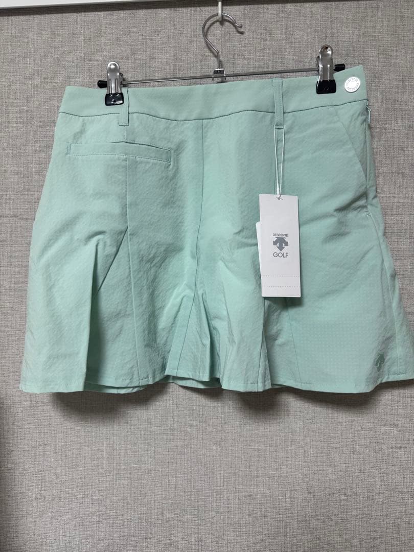 DESCENTE(デサント) ゴルフウェア ポロシャツとスカートのセット