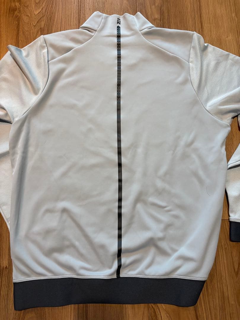 【希少！タイガーコレクション】NIKEGOLF Mサイズ