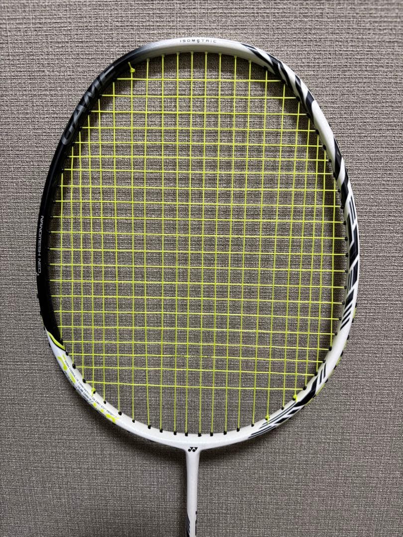 YONEX アストロクス 99ゲーム　ホワイトタイガー