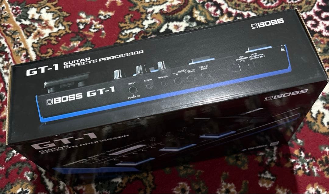 新品未使用　BOSS GT-1 マルチエフェクター