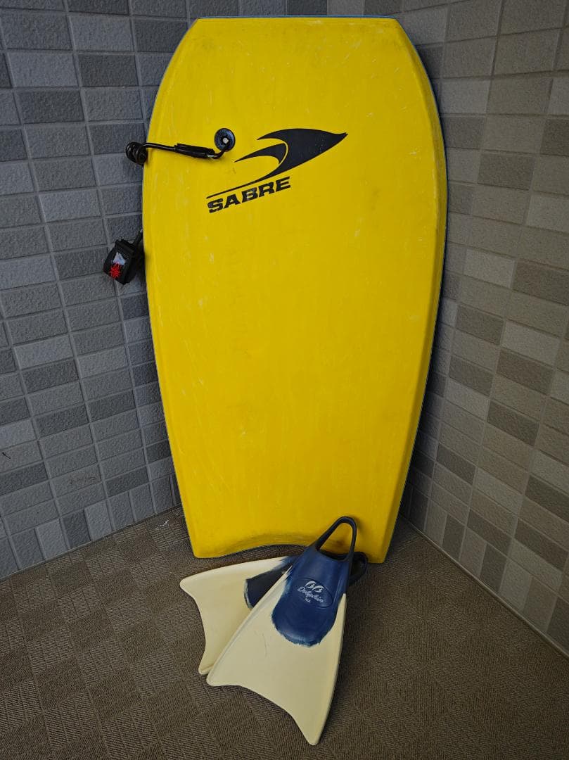 MANTA SABRE ボディボード イエロー フィン付き