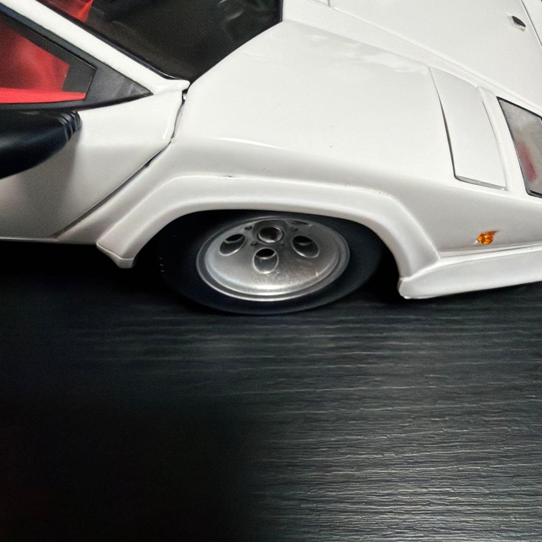京商1/18 ランボルギーニカウンタックLP500S