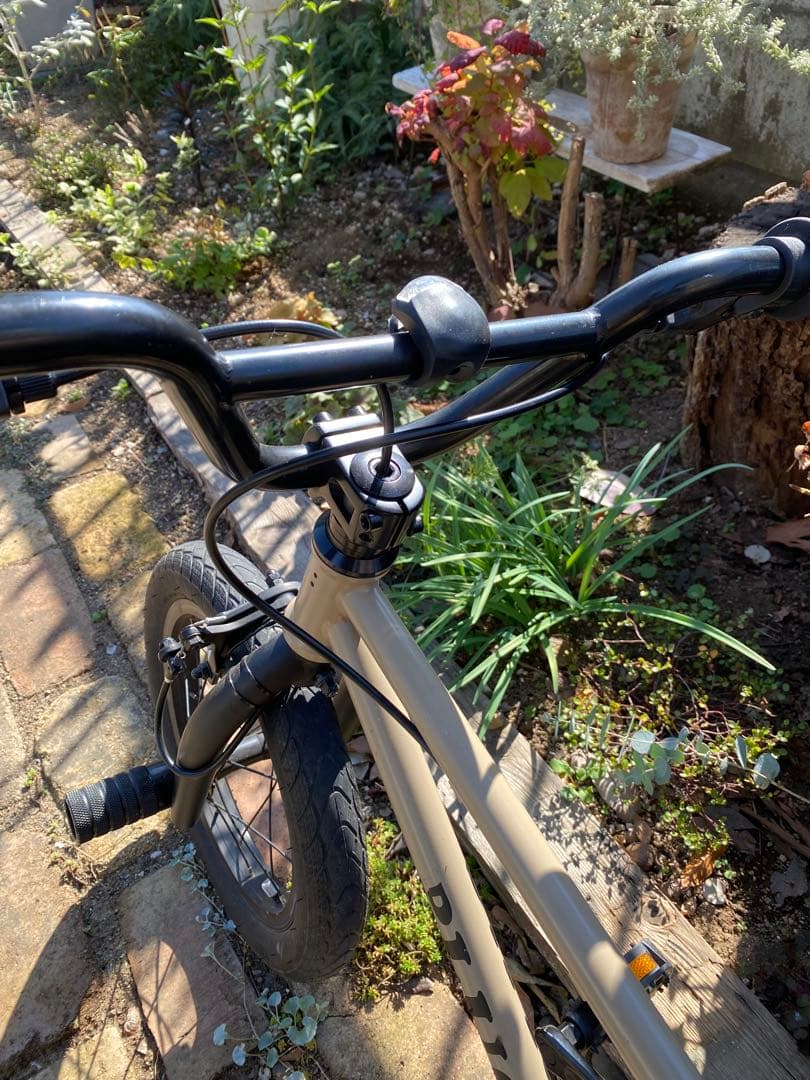 TNB PLUG14 BMX 子供用自転車 14インチ 【手渡し可能】