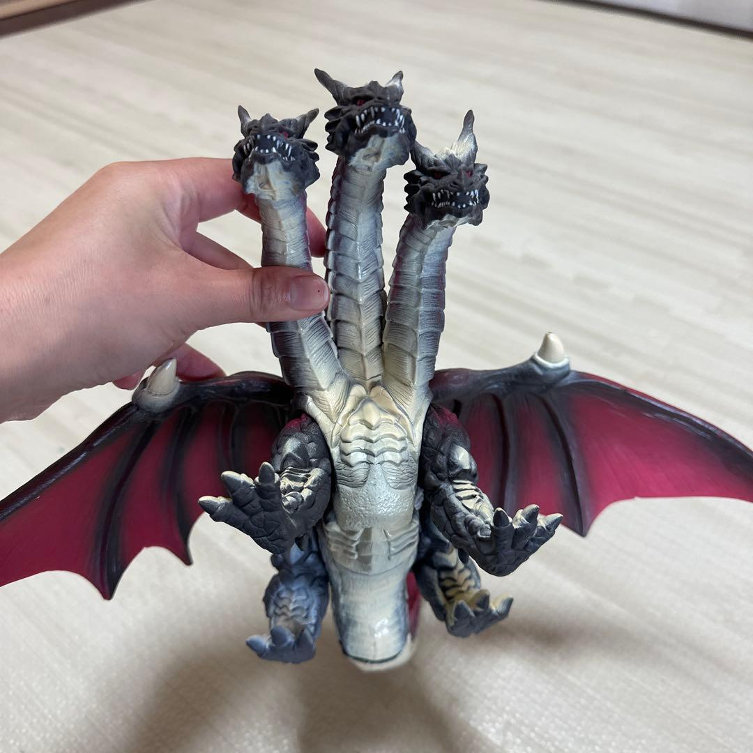 宇宙超魔獣 デスギドラのソフビフィギュア