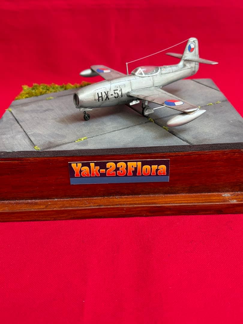 ヤコブレフYak-23Flora HX-51 1/72モデル