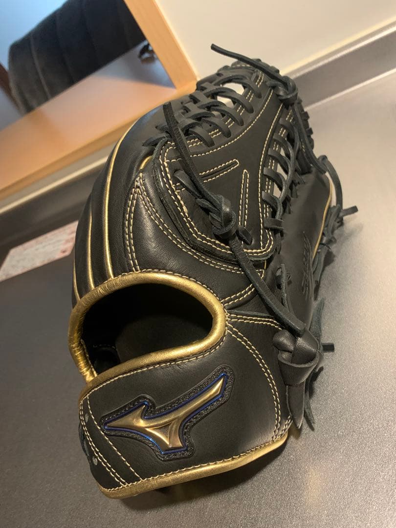 新品同様 ミズノ Mizuno 軟式 野球 グローブ 黒金