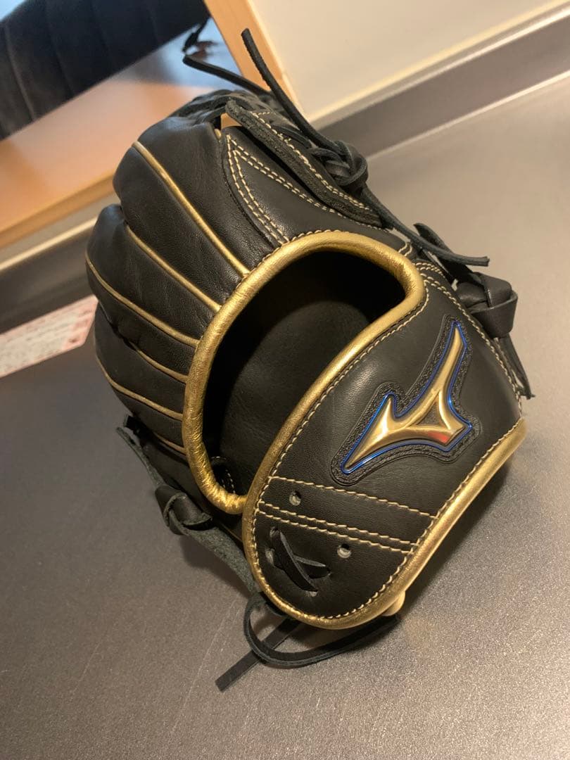 新品同様 ミズノ Mizuno 軟式 野球 グローブ 黒金