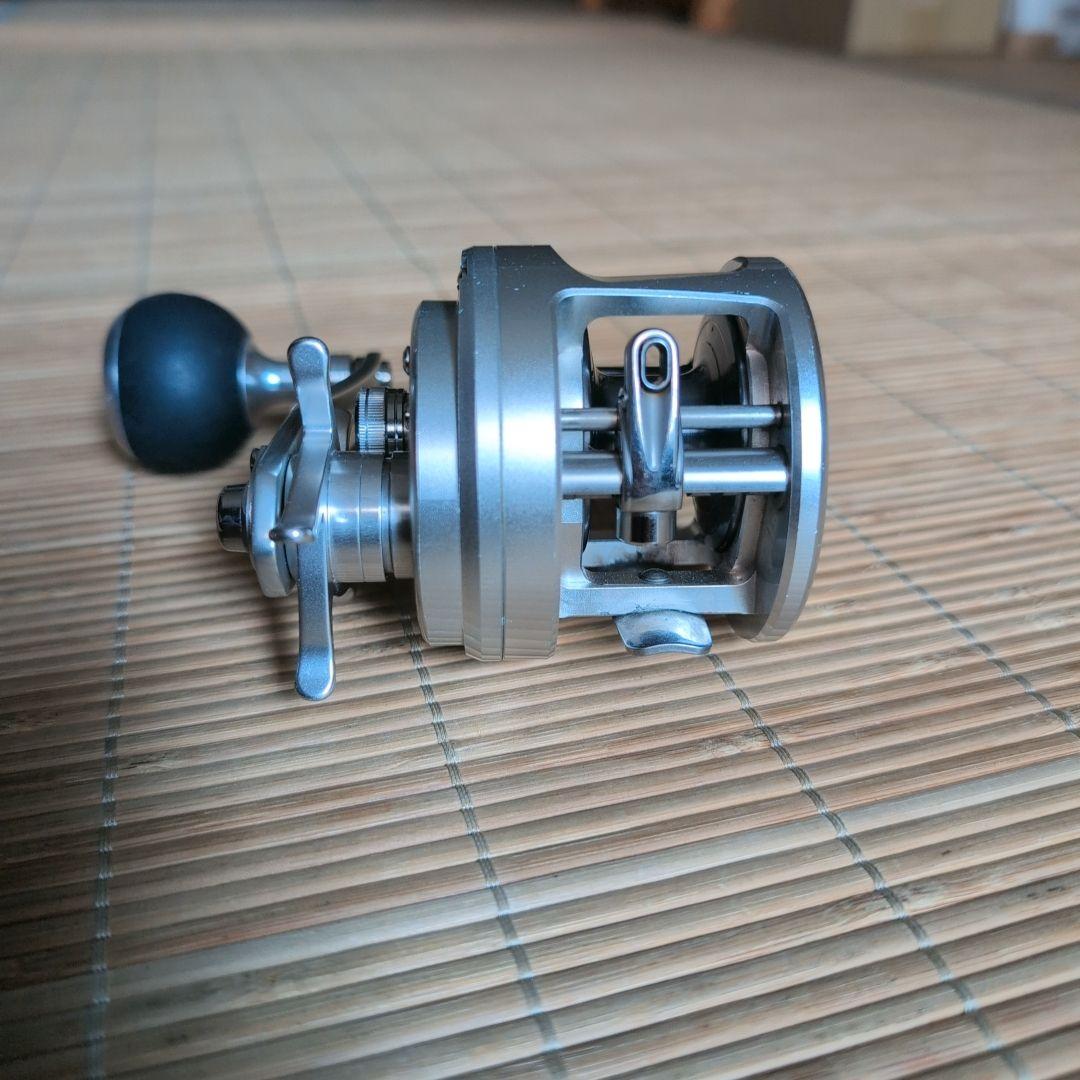 SHIMANO　シマノ　OCEA CALCUTT　オシアカルカッタ　300HG