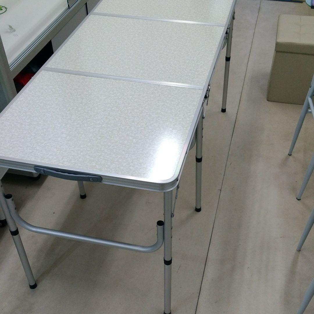 アウトドアテーブル　折り畳み式