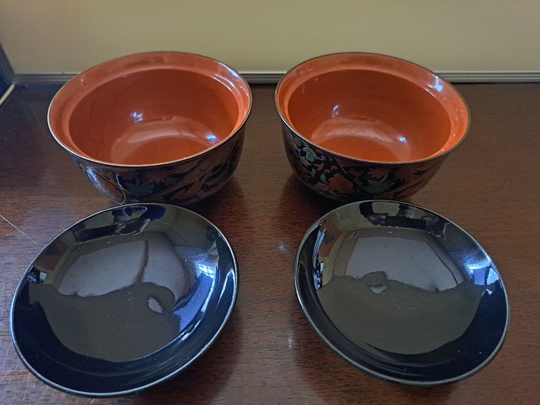 九谷焼　花柄蓋つき煮物椀2個セット