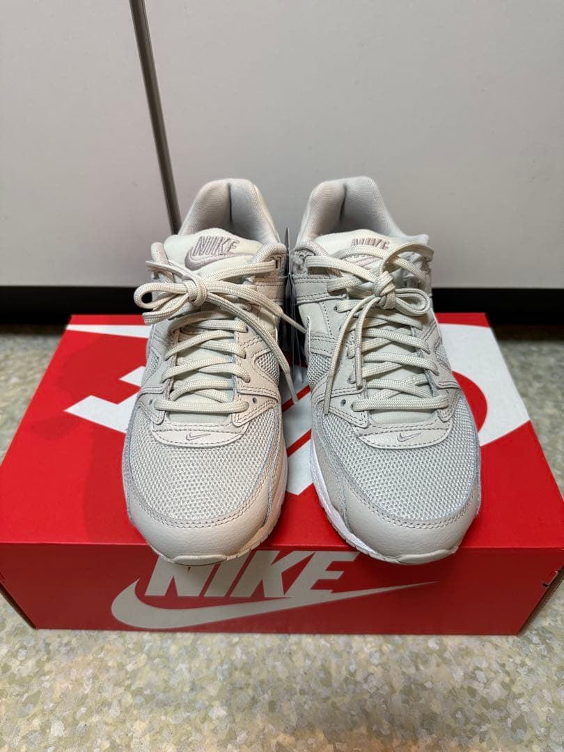 NIKE Air Max Command/ ライトグレー