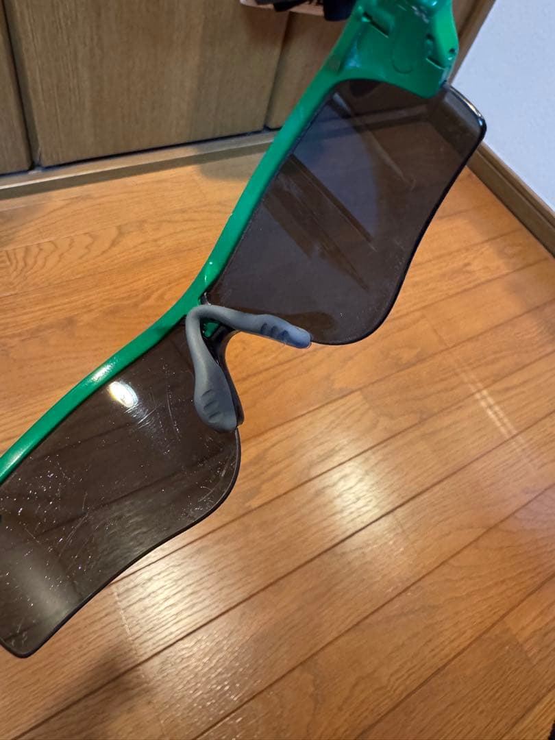 スポーツサングラス グリーン ホワイト 交換レンズ付き