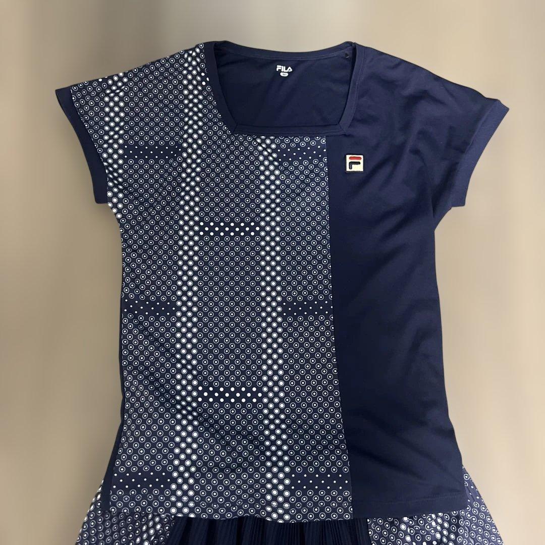 ⭐︎ちゃまです⭐︎FILA セットアップ　ネイビー プリーツスカート