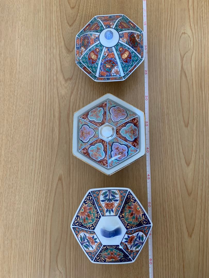 有田焼 錦松梅 蓋付き小鉢3個　インテリア　陶器　美品　プレゼント