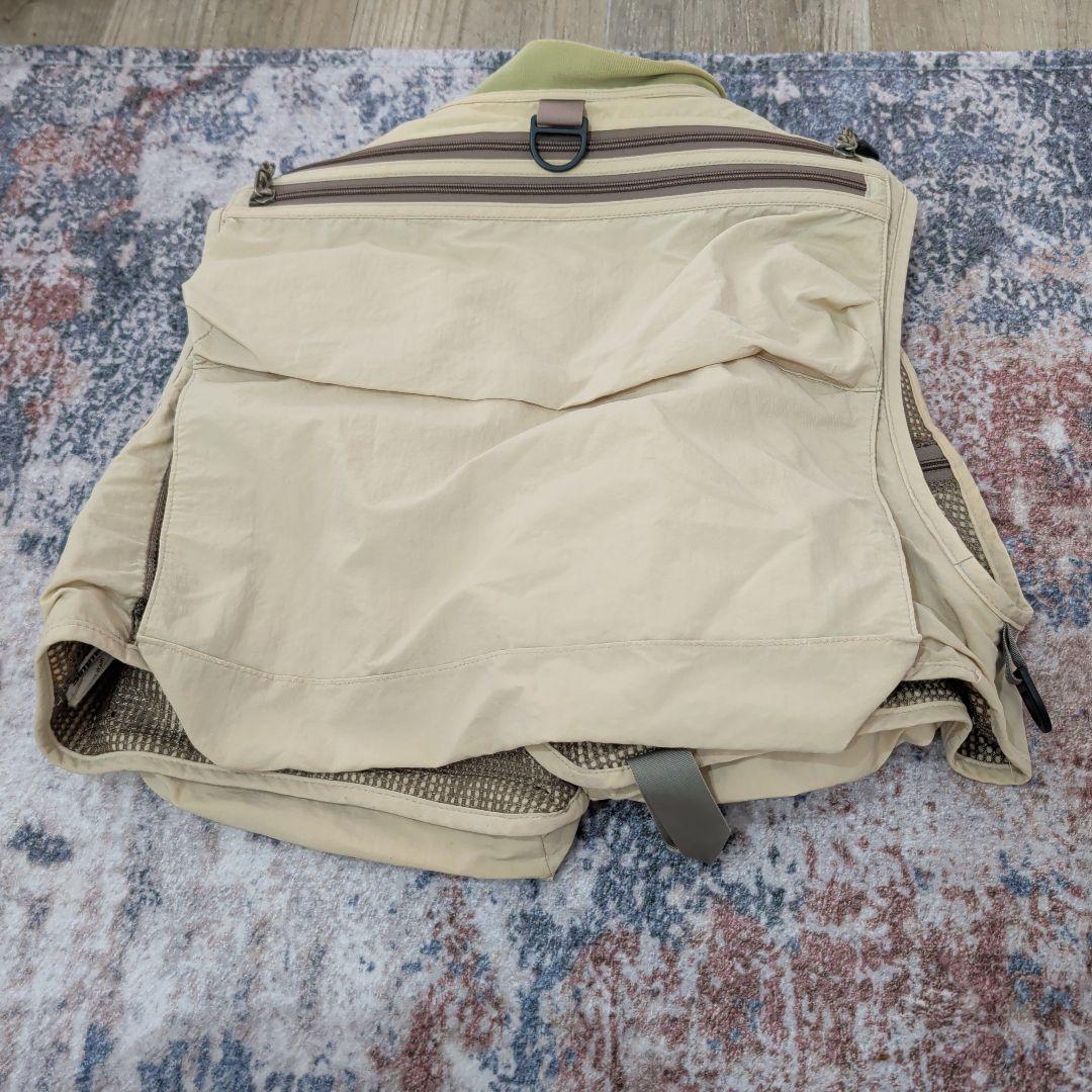 Simms フィッシングベスト ベージュ