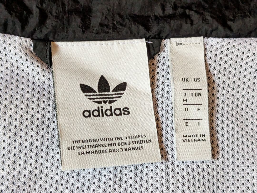 adidasビックトレフォイルセットアップ