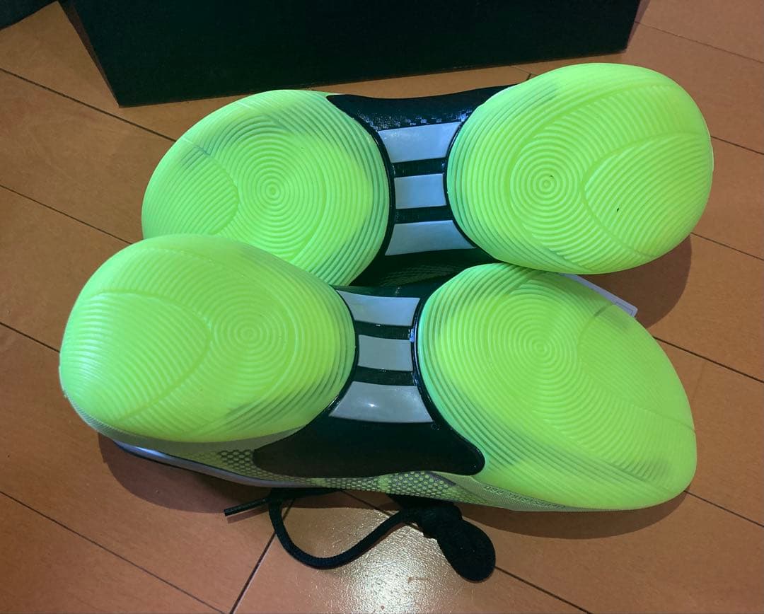 新品adidasアディダスバッシュD.O.N. ISSUE 6スニーカー25.5