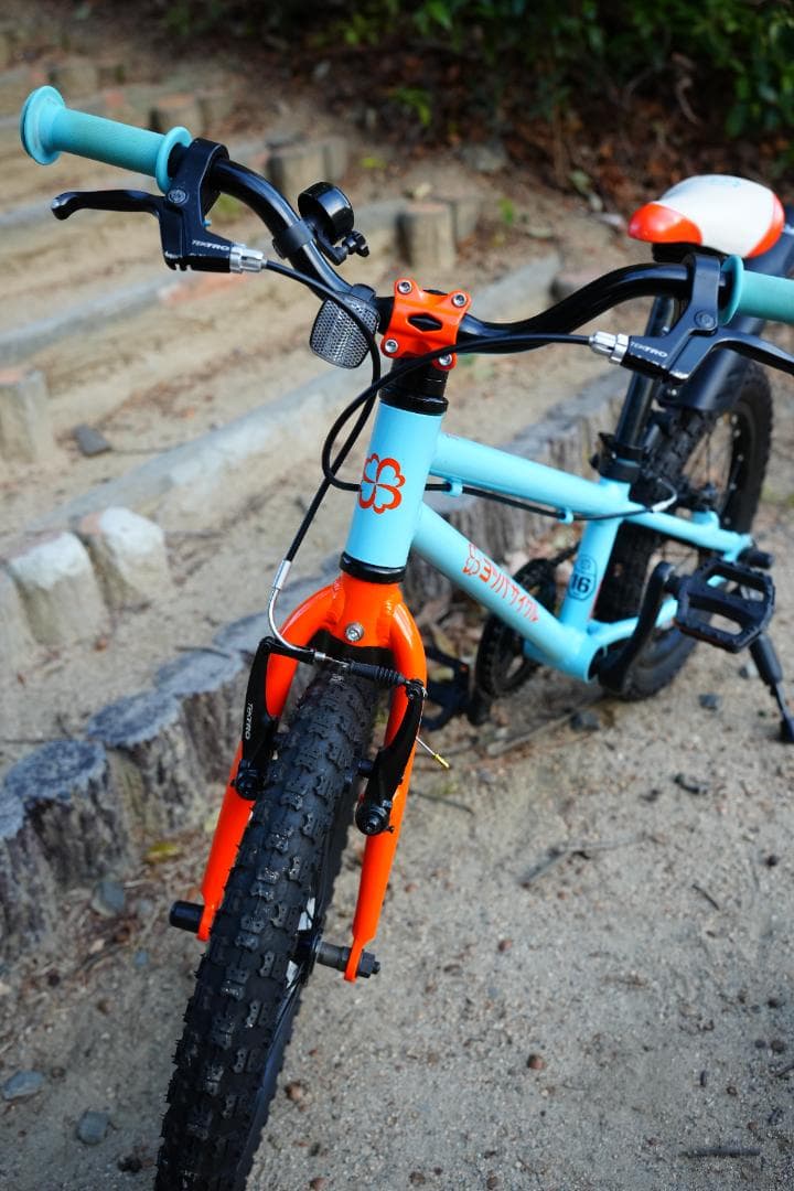 ヨツバサイクル16インチ自転車　泥除け補助輪付き　直接引取はお値引き　大阪北部